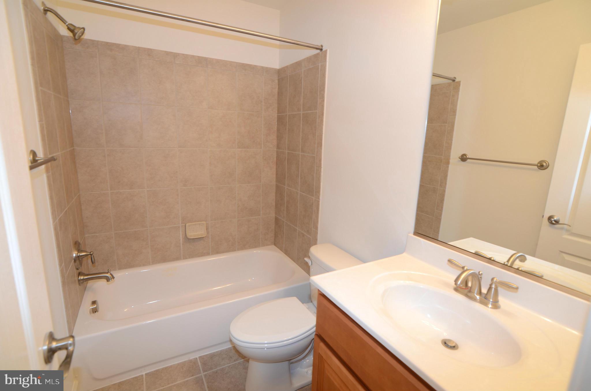 4608 Mountain Road Pasadena, MD 21122 - Photo 25 of 30 Bath