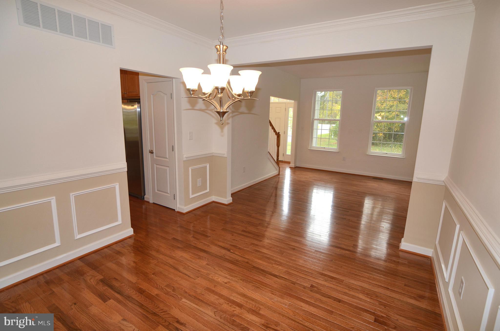 4608 Mountain Road Pasadena, MD 21122 - Photo 5 of 30 Dining Room
