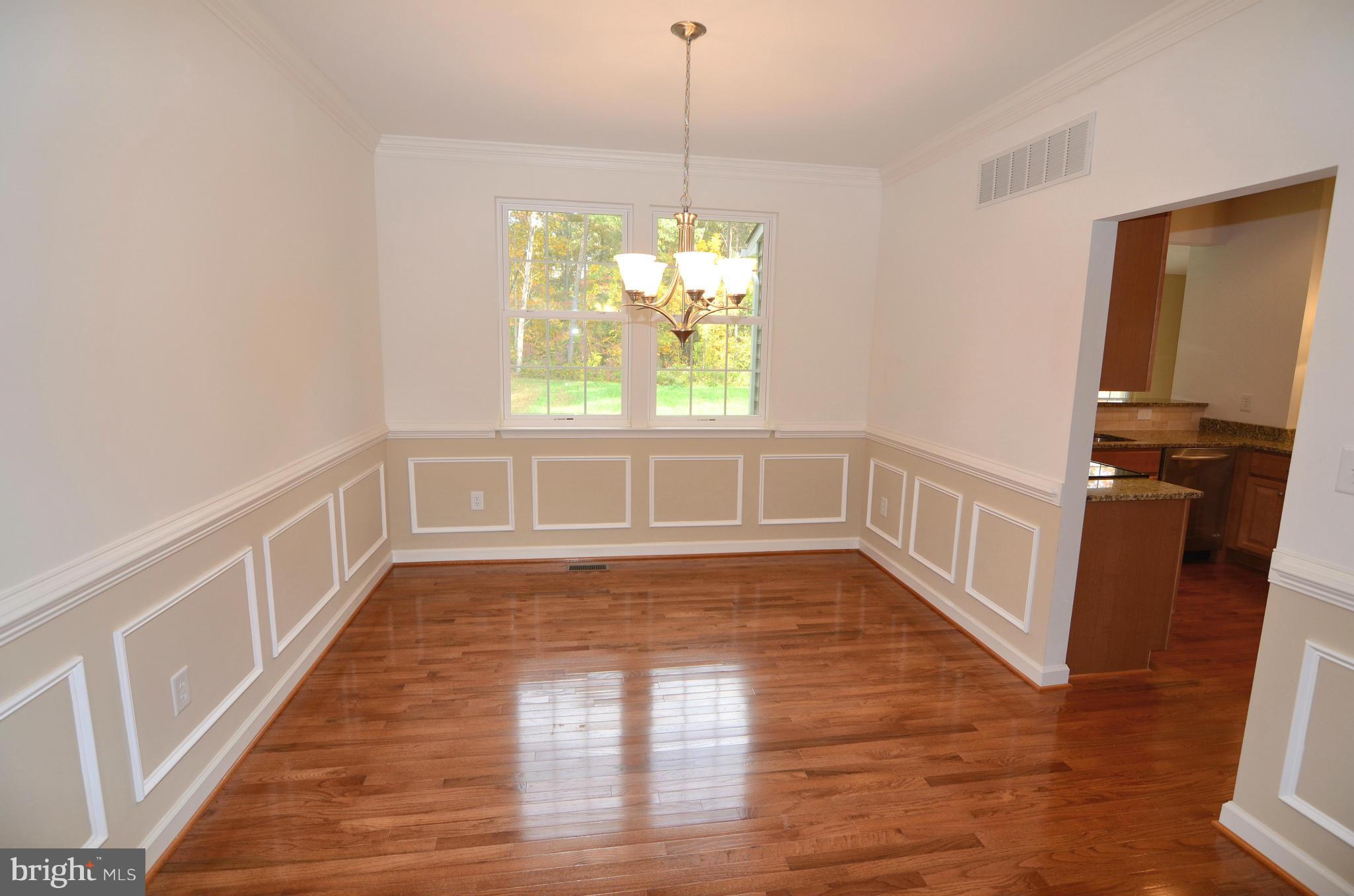 4608 Mountain Road Pasadena, MD 21122 - Photo 6 of 30 Dining Room