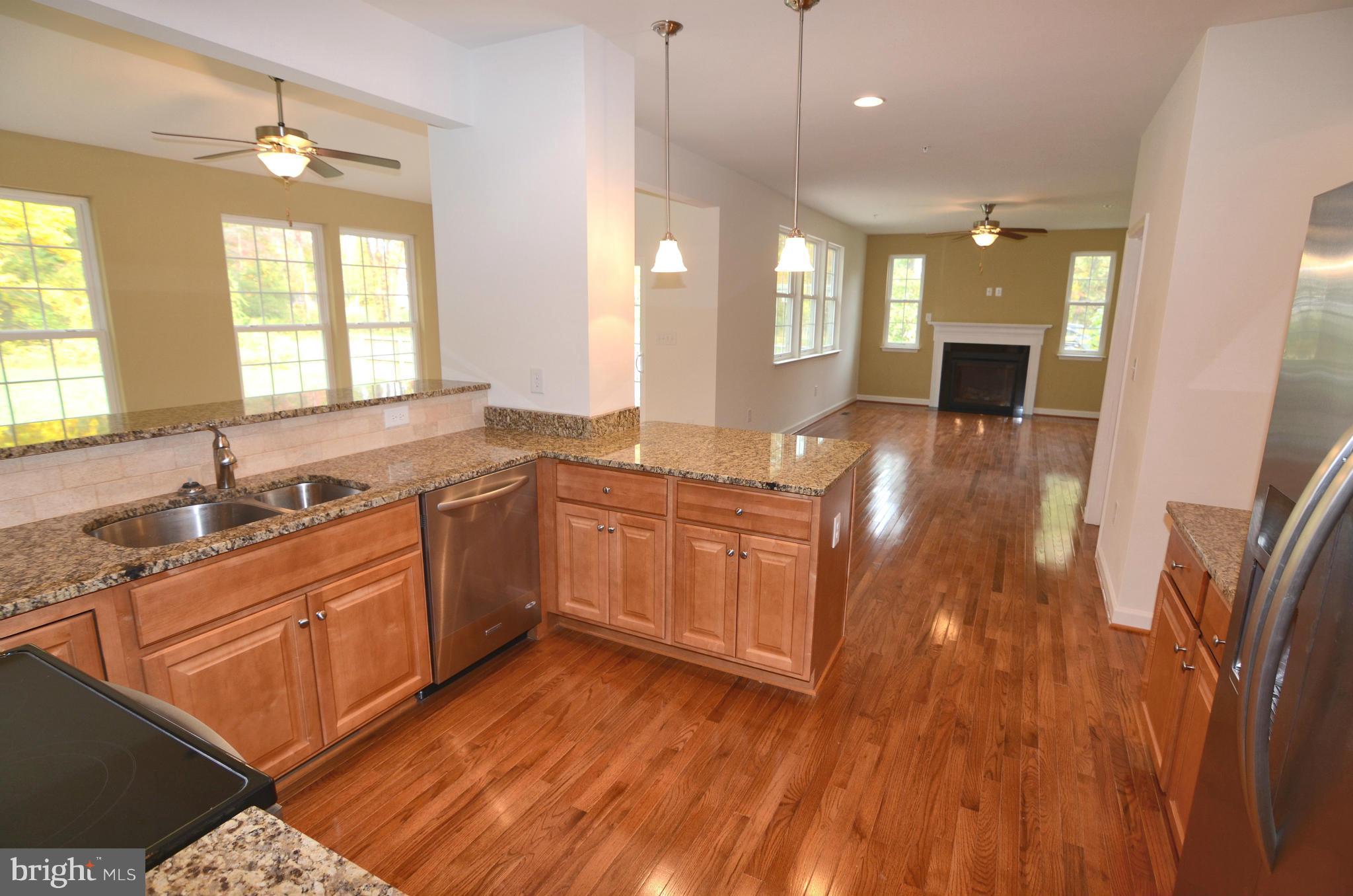 4608 Mountain Road Pasadena, MD 21122 - Photo 7 of 30 Kitchen