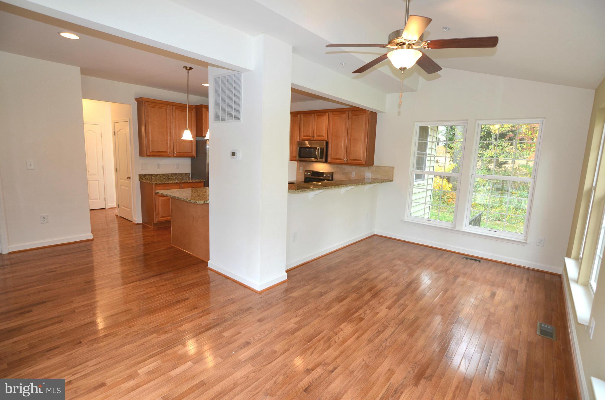 4608 Mountain Road Pasadena, MD 21122 - Photo 10 of 30 Interior (General)