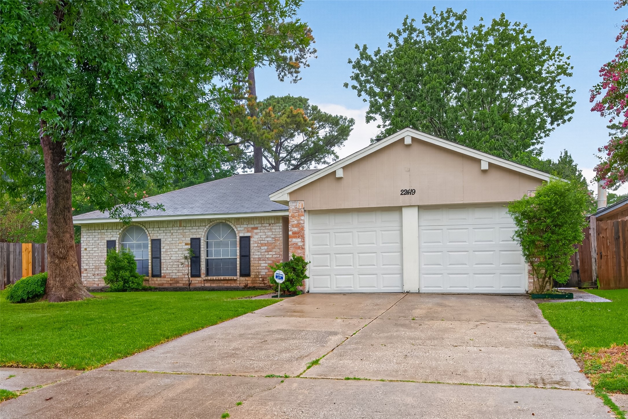 22419 Spring Gate Drive Spring, TX 77373 - Photo 2 of 23