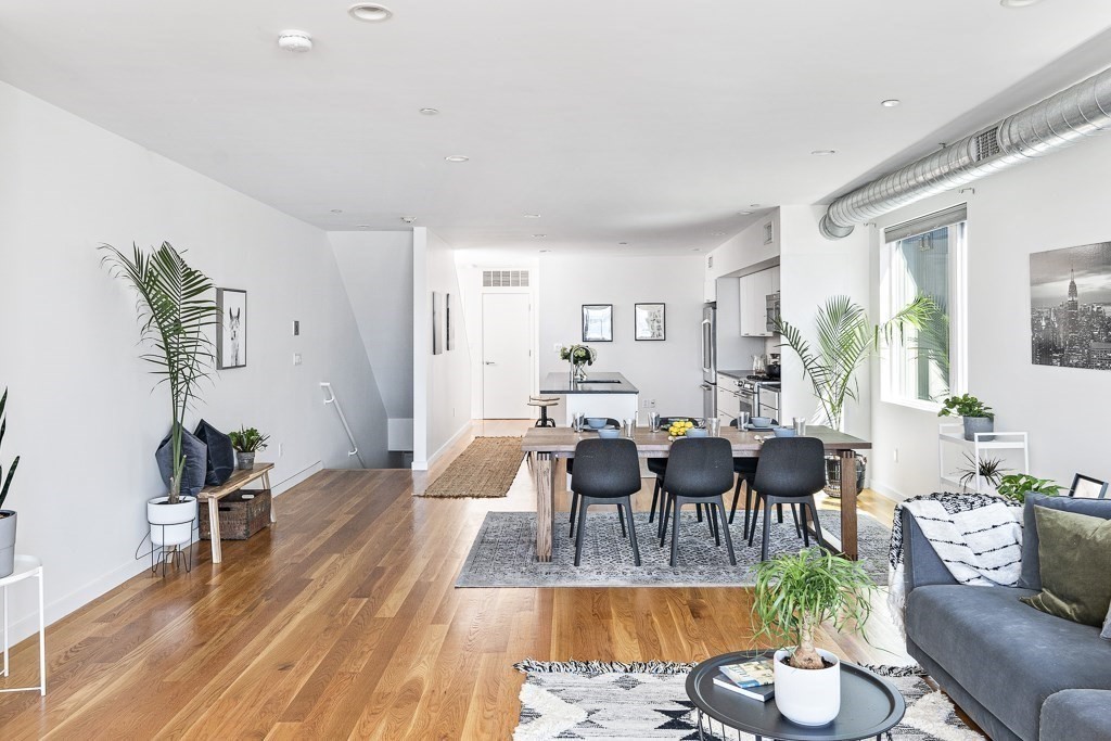 282 Marginal Street, Unit 9 Boston, MA 02128 - Photo 11 of 34