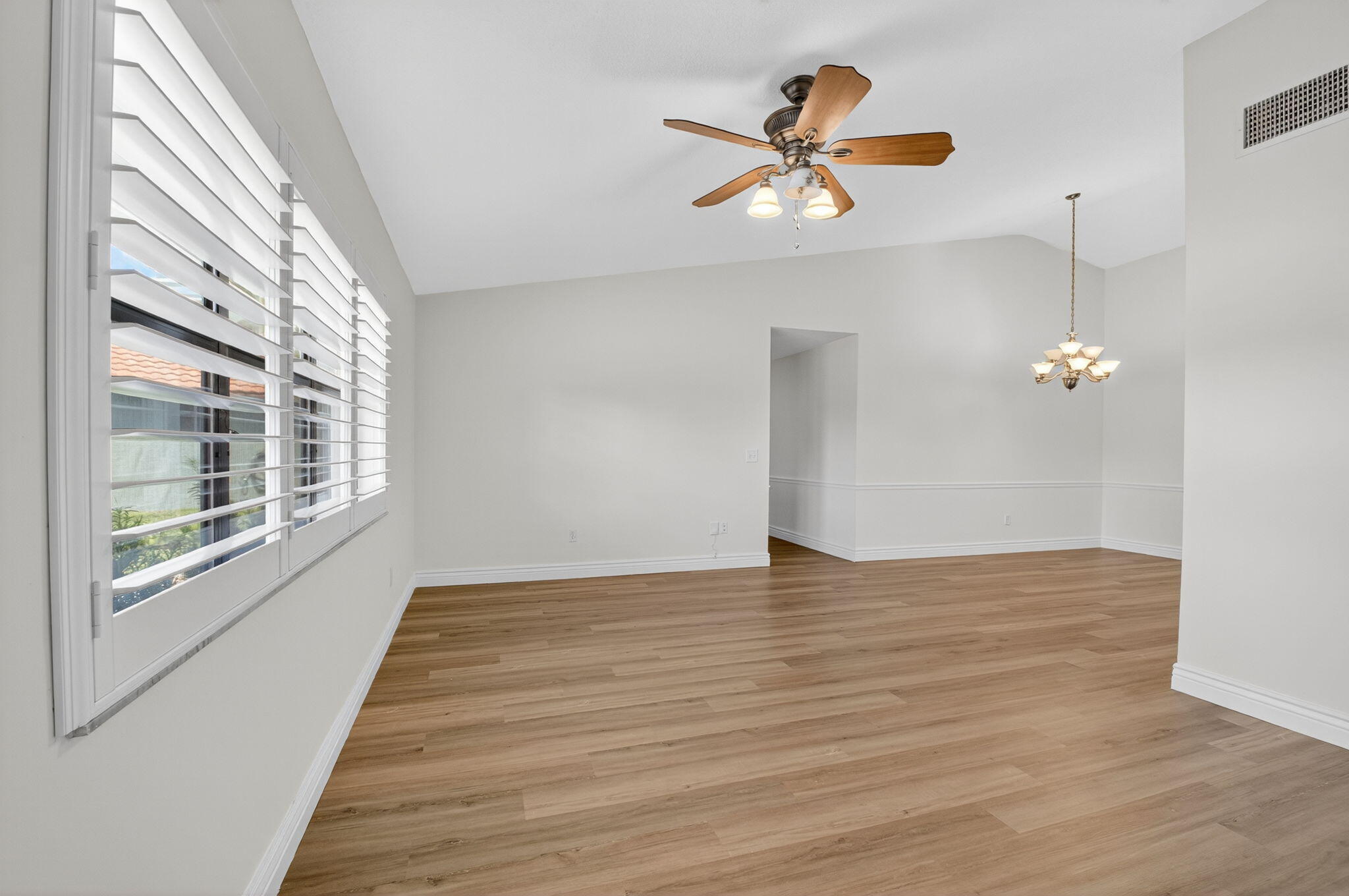 10141 Dara Court Boca Raton, FL 33428 - Photo 13 of 53 11-web-or-mls-DSC_9154