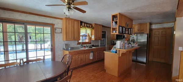 10912 East 1250th Street North, Odon, IN 47562