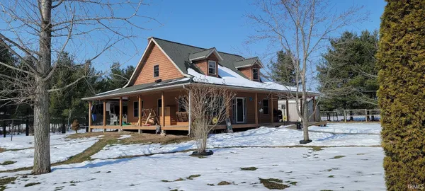 10912 East 1250th Street North, Odon, IN 47562