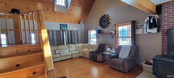 10912 East 1250th Street North, Odon, IN 47562