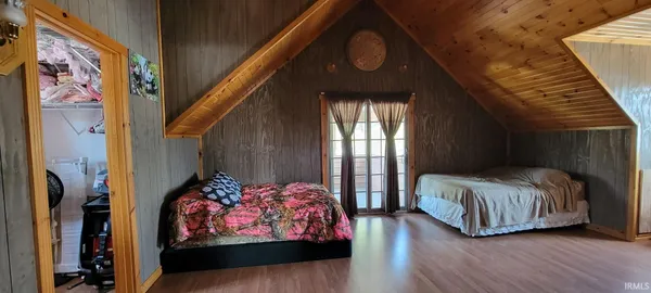 10912 East 1250th Street North, Odon, IN 47562