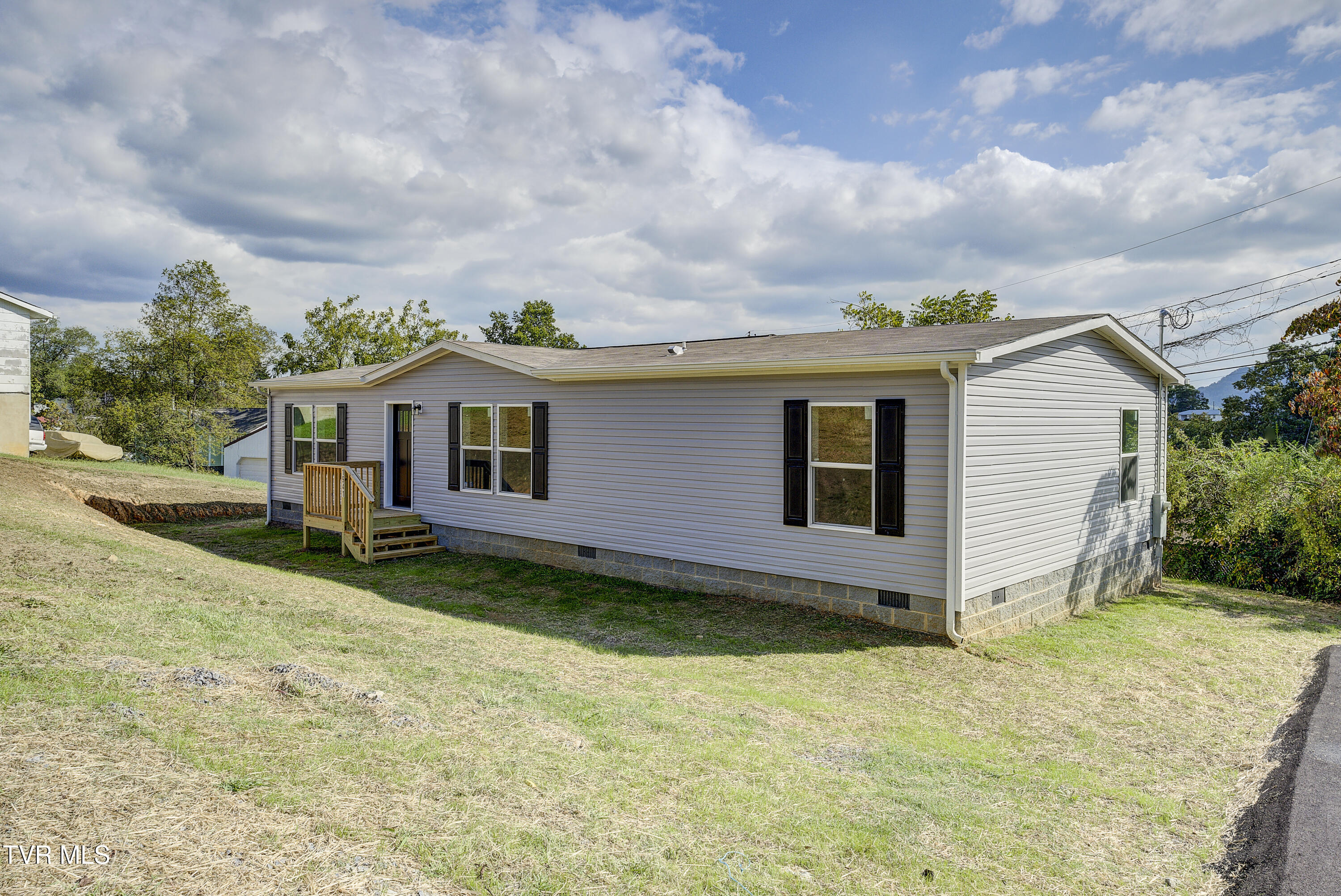 1941 Orleans Road Kingsport, TN 37665 - Photo 47 of 48 01