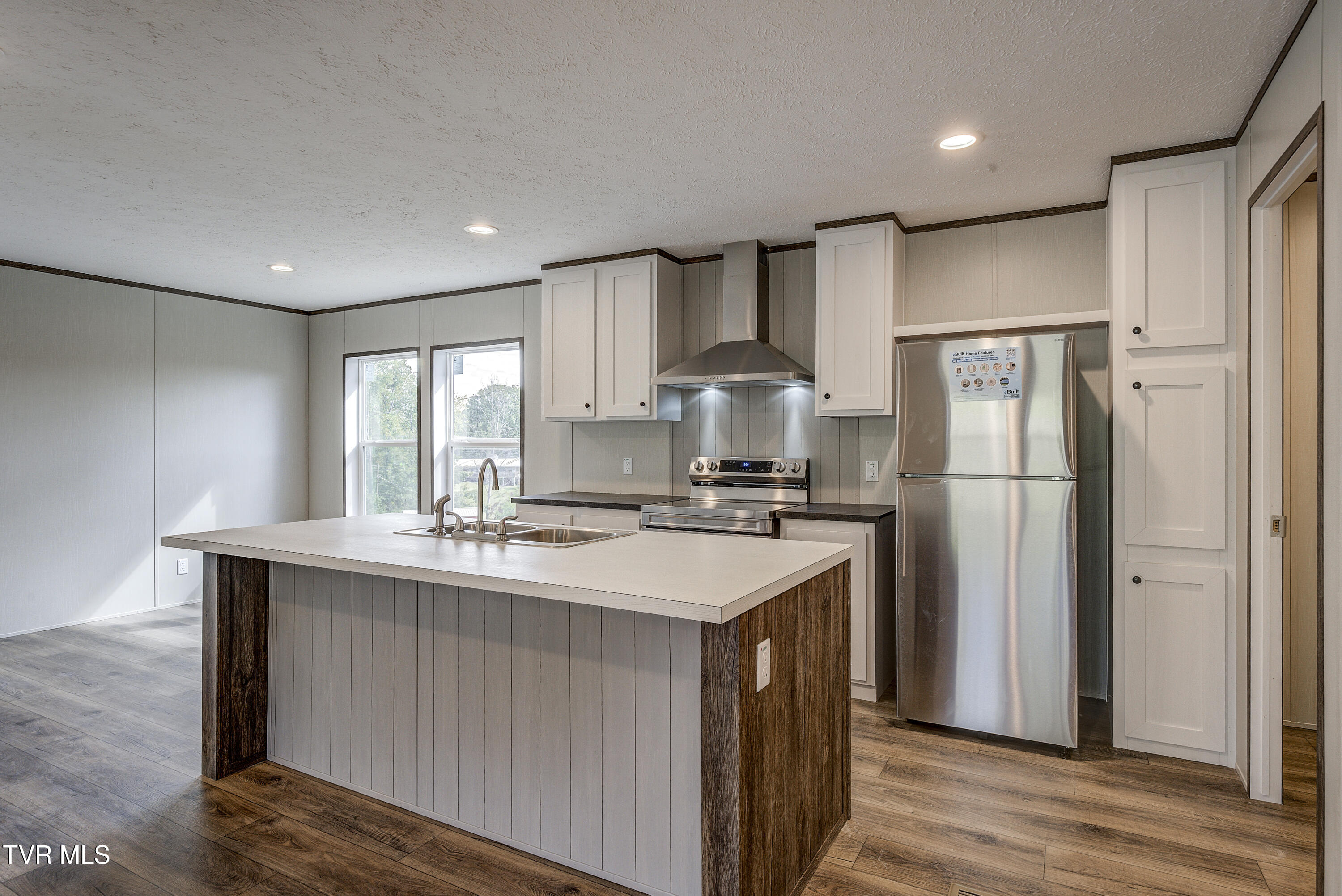 1941 Orleans Road Kingsport, TN 37665 - Photo 6 of 48 Orleans-5