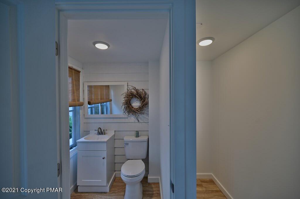124 Firehouse Road Pocono Pines, PA 18350 - Photo 54 of 61 1/2 Bath