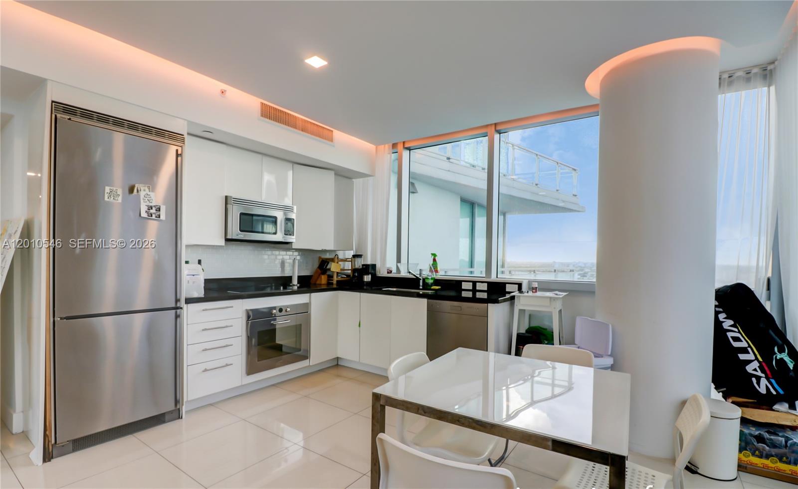 92 Southwest 3rd Street, Unit 2410 Miami, FL 33130 - Photo 10 of 10