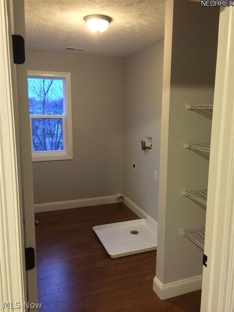 1383 Argonne Road Cleveland, OH 44121 - Photo 8 of 11 Gallery Image 8