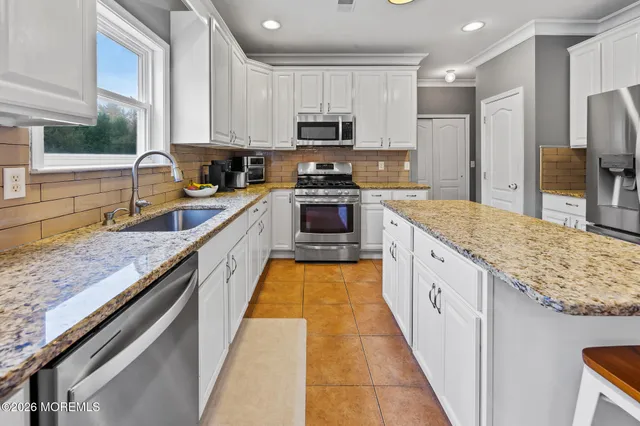 $1,135,000 | 11 Clearstream Court, Manchester Township, NJ 08759