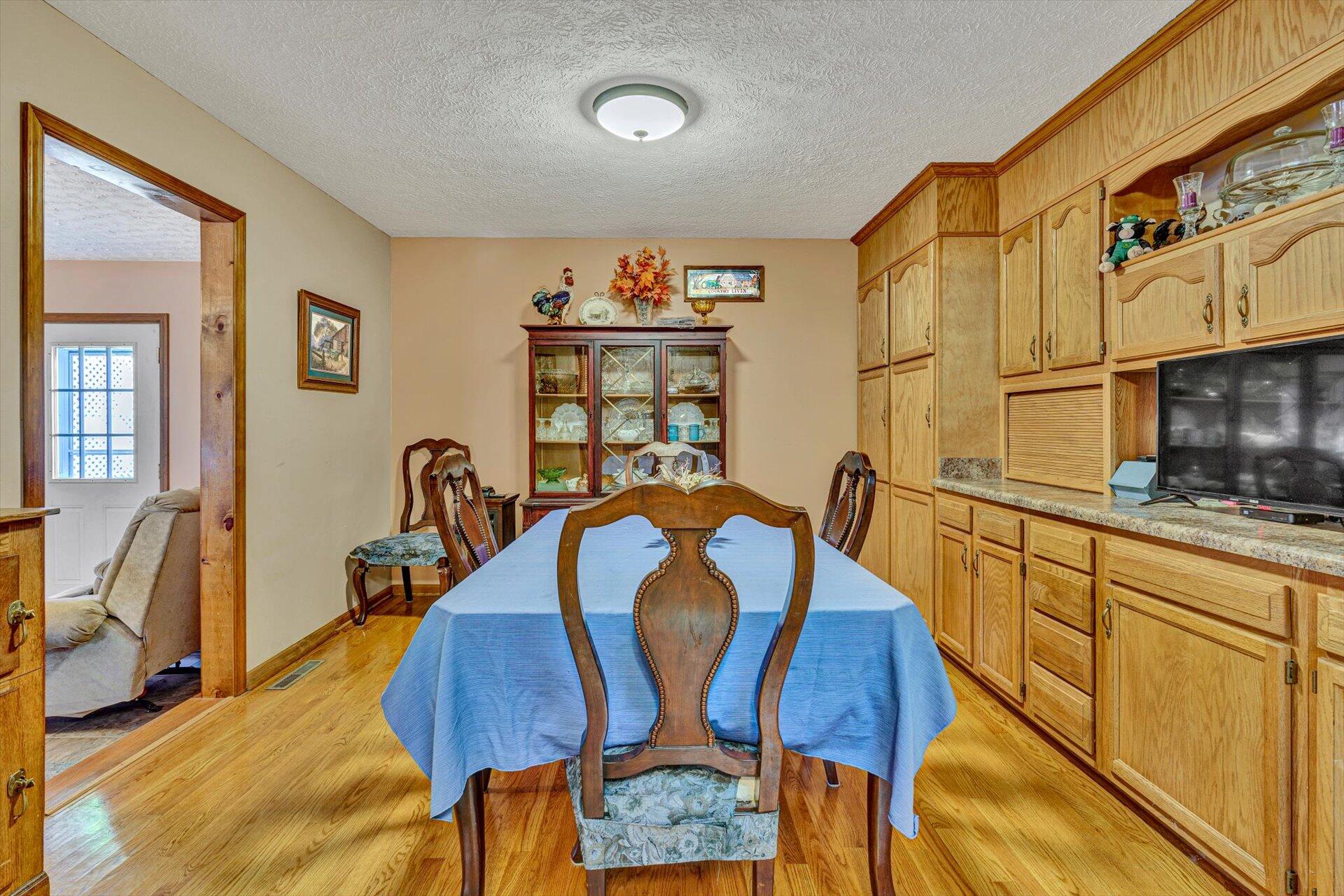 2177 Lipscomb Road Moneta, VA 24121 - Photo 12 of 59 12-102620210078