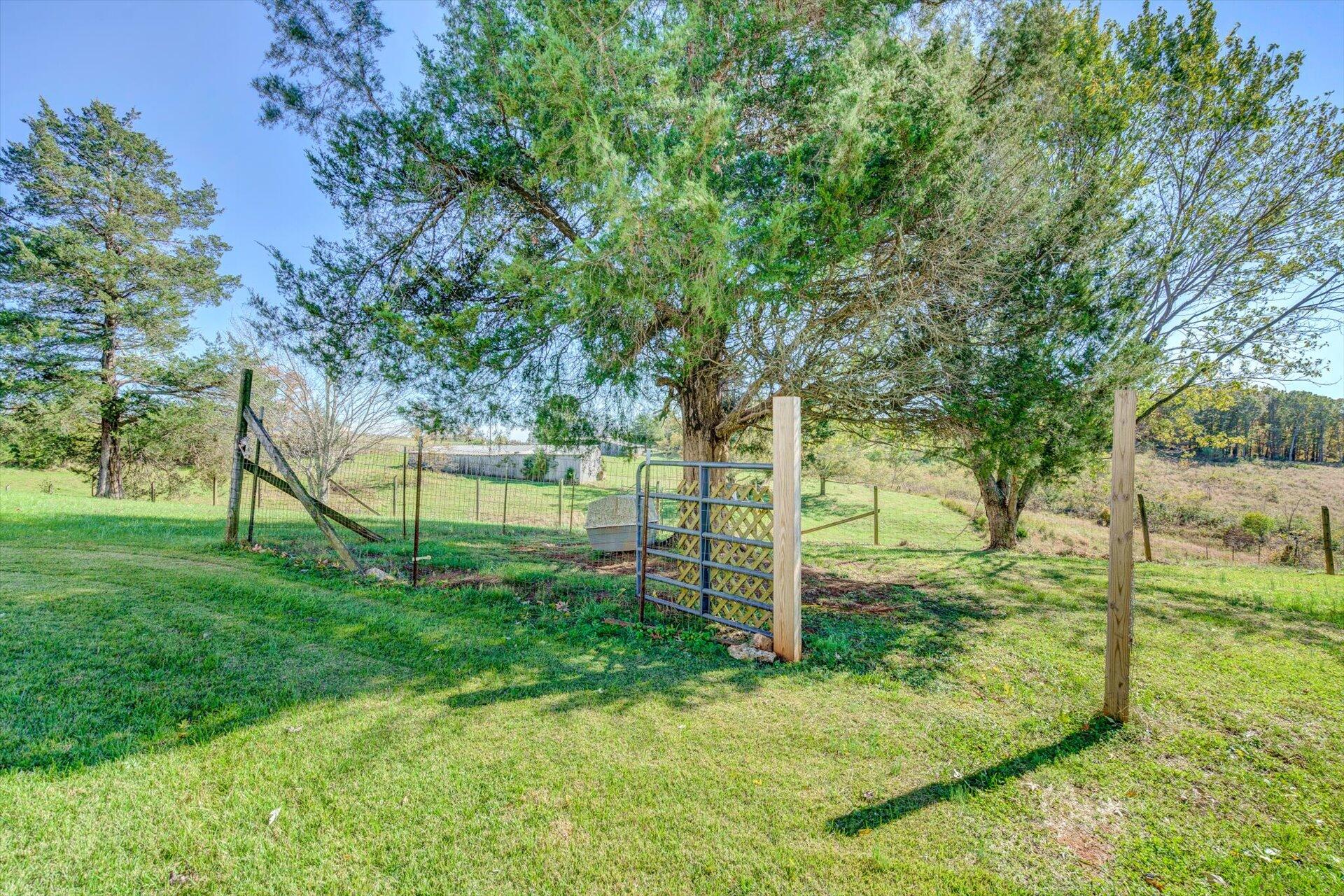 2177 Lipscomb Road Moneta, VA 24121 - Photo 33 of 59 33-102620210104