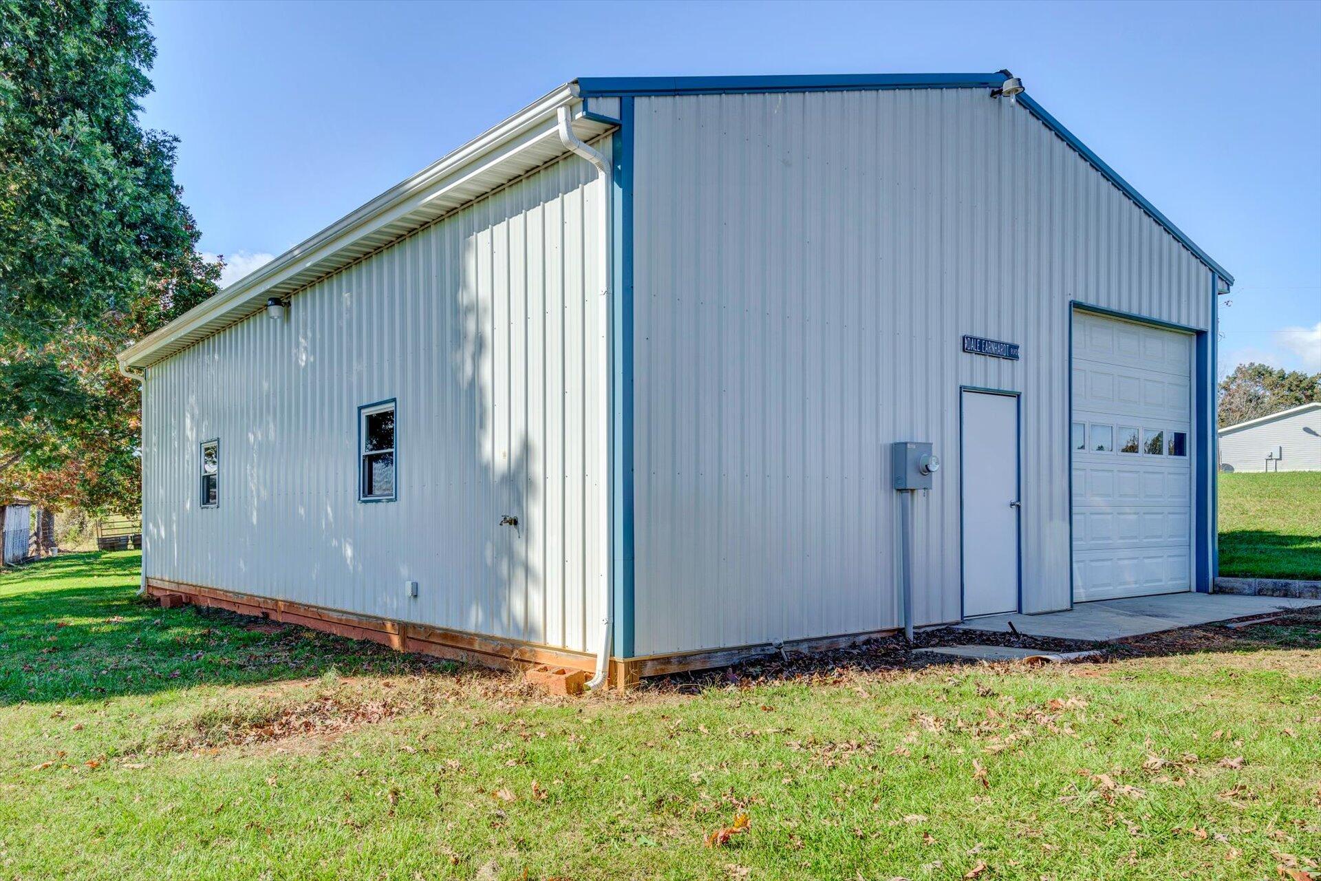 2177 Lipscomb Road Moneta, VA 24121 - Photo 37 of 59 37-102620210111