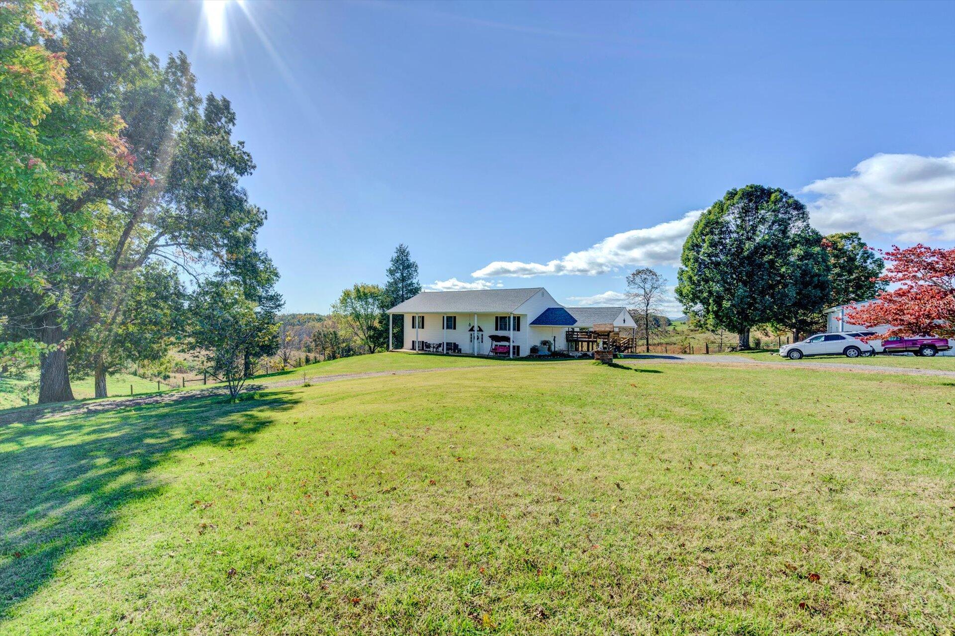 2177 Lipscomb Road Moneta, VA 24121 - Photo 41 of 59 41-102620210114