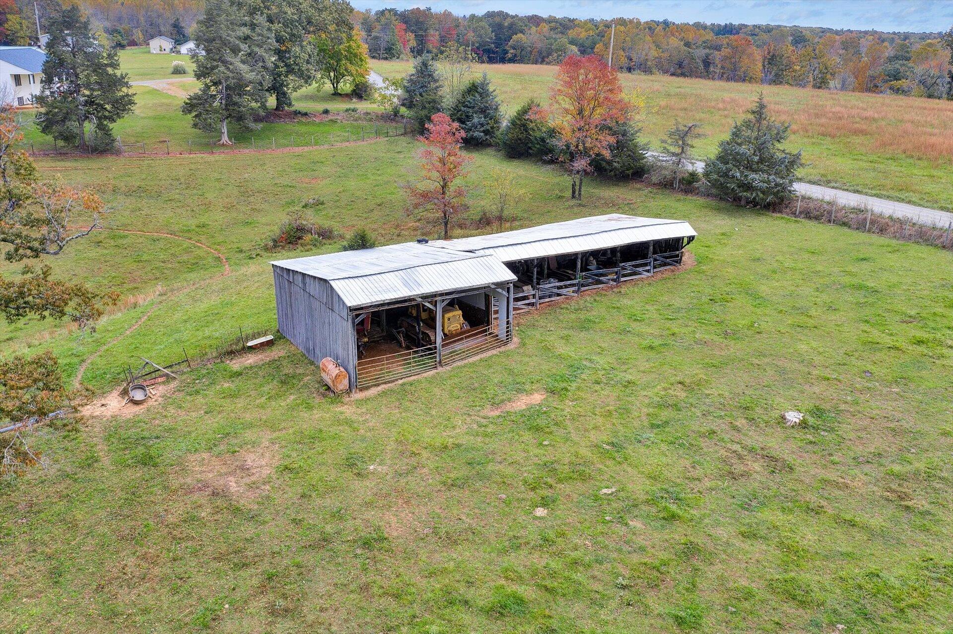 2177 Lipscomb Road Moneta, VA 24121 - Photo 48 of 59 48-102820210113