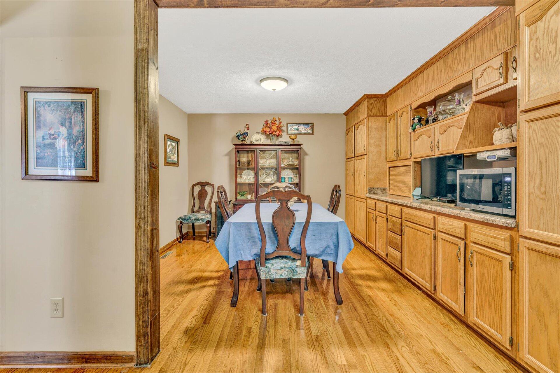 2177 Lipscomb Road Moneta, VA 24121 - Photo 10 of 59 10-102620210085