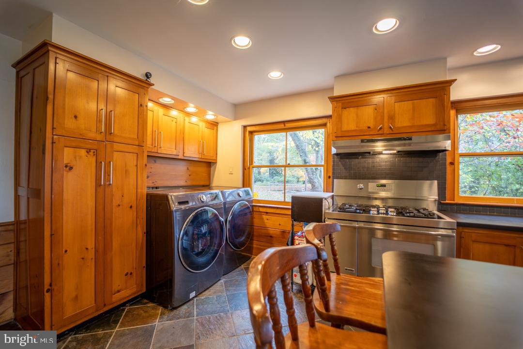 3380 Masons Mill Road Huntingdon Valley, PA 19006 - Photo 14 of 50 Gallery Image 14