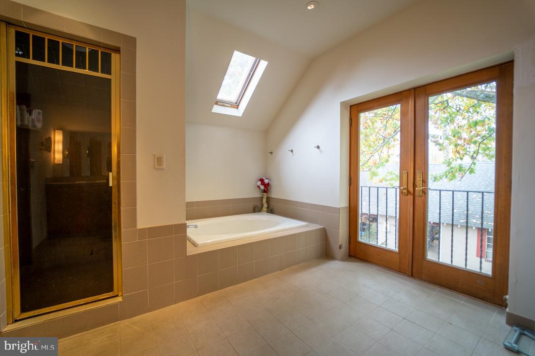 3380 Masons Mill Road Huntingdon Valley, PA 19006 - Photo 31 of 50 Master Bathroom
