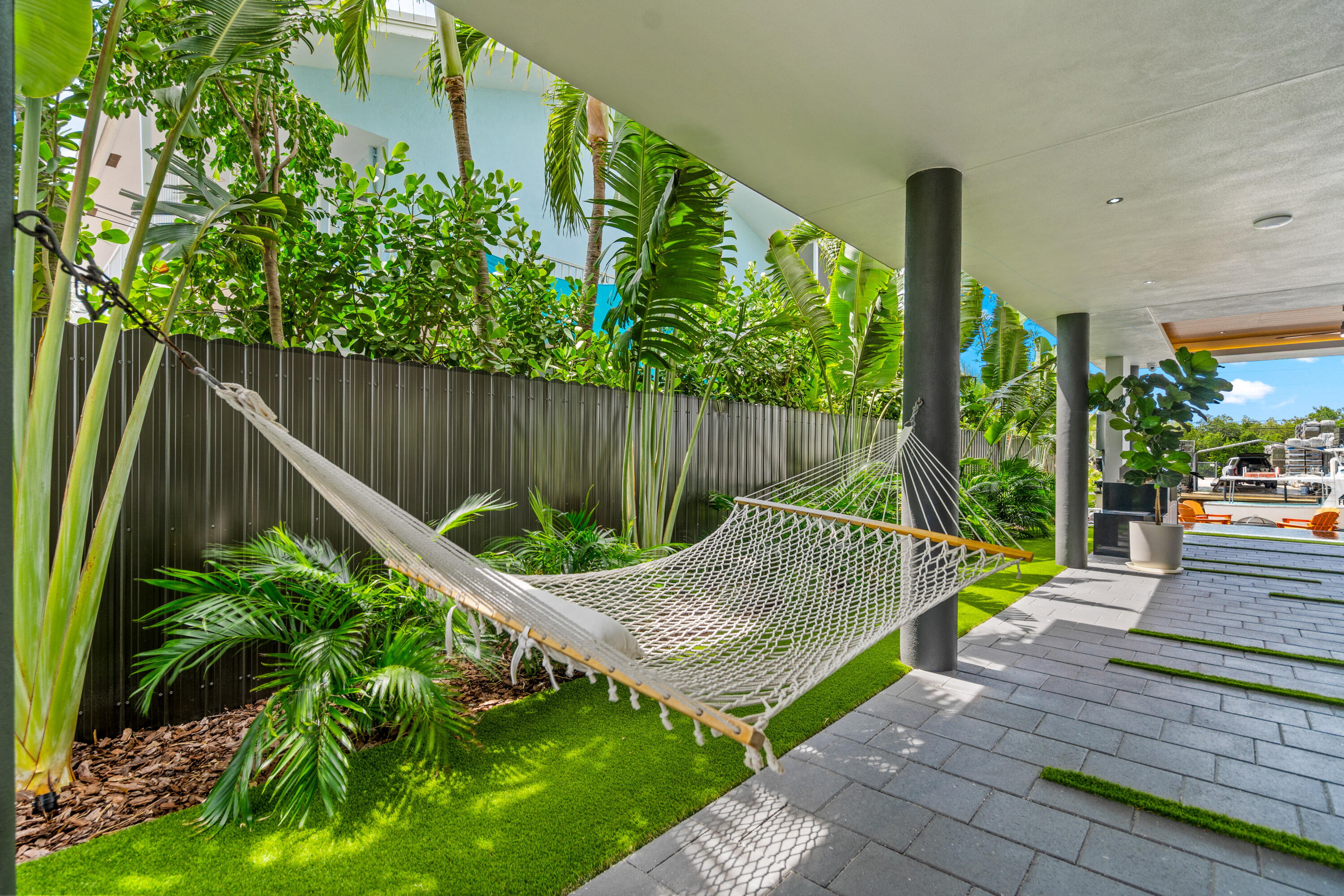 16 South Exuma Road Key Largo, FL 33037 - Photo 22 of 74 2026_06_18 16 S EXUMA BHGRE-87