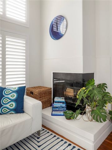 $1,849,000 | 1214 14th Street, Unit 203, Santa Monica, CA 90404