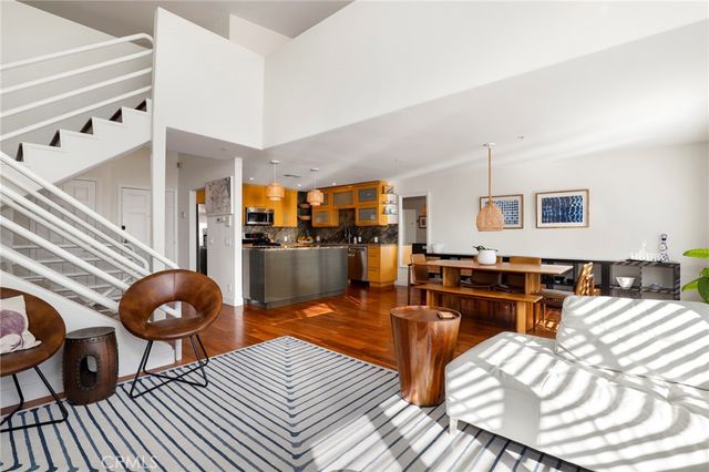 $1,849,000 | 1214 14th Street, Unit 203, Santa Monica, CA 90404