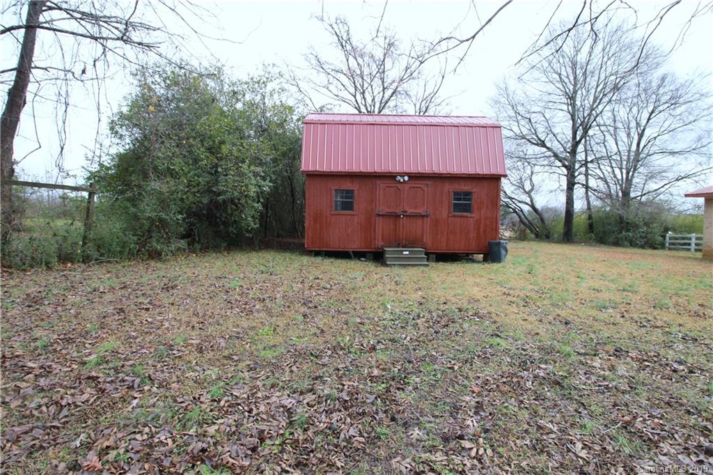 4439 Tabernacle Road Lancaster, SC 29720 - Photo 12 of 26