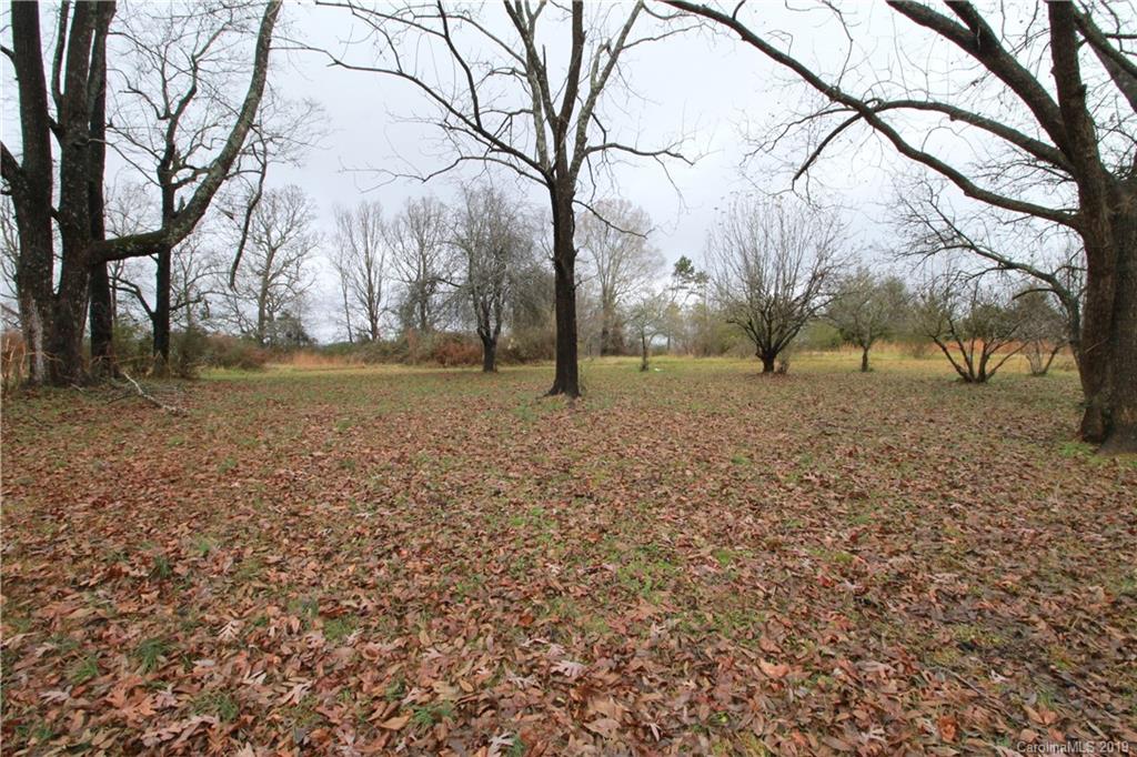 4439 Tabernacle Road Lancaster, SC 29720 - Photo 10 of 26
