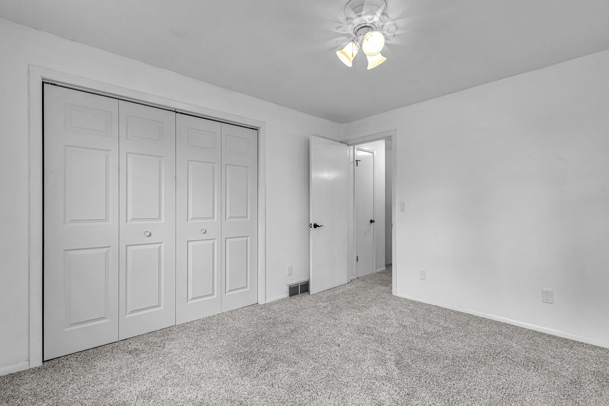 1718 Acorn Court Menasha, WI 54952 - Photo 19 of 45