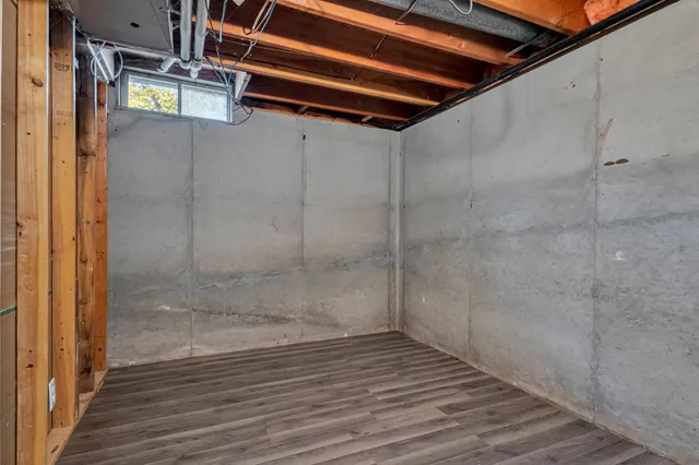 $299,900 | 1718 Acorn Court, Menasha, WI 54952