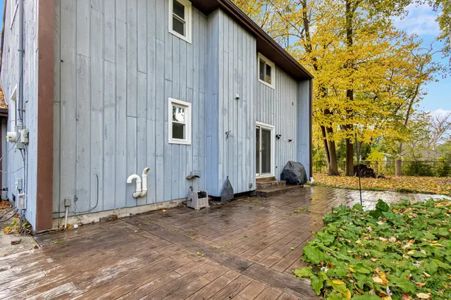 $299,900 | 1718 Acorn Court, Menasha, WI 54952