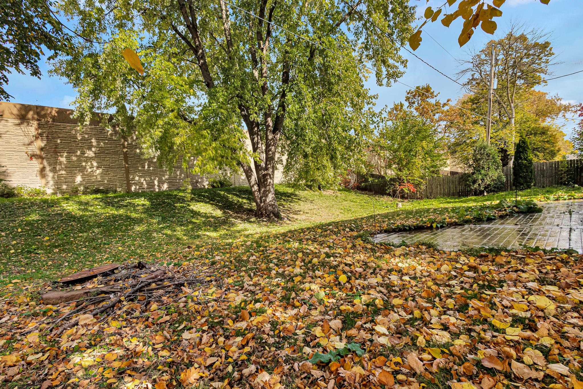 1718 Acorn Court Menasha, WI 54952 - Photo 39 of 45