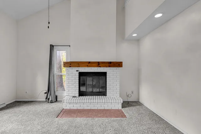 $299,900 | 1718 Acorn Court, Menasha, WI 54952