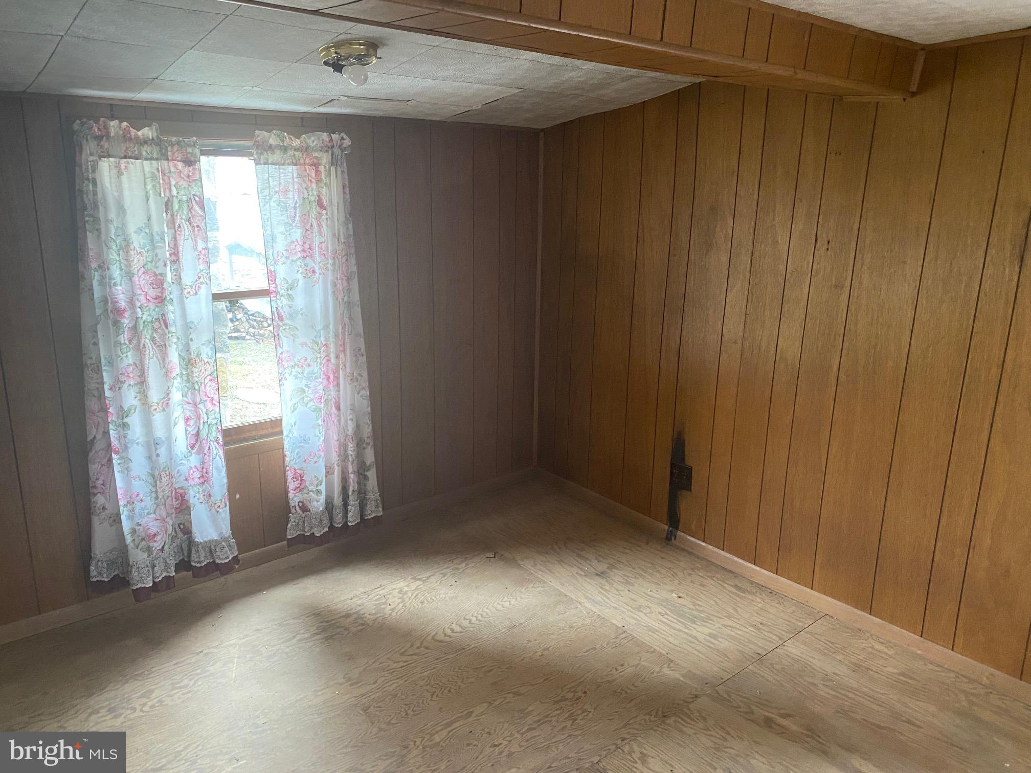 2413 Quarry Road Lebanon, PA 17046 - Photo 15 of 16 Bedroom