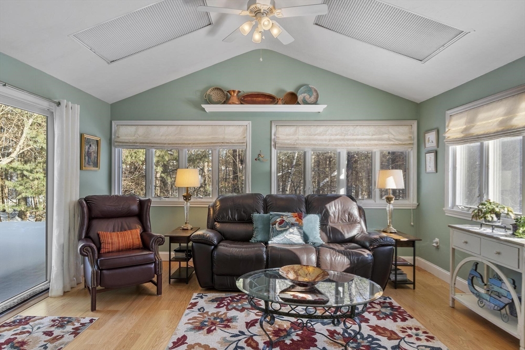 216 Rangeway Road, Unit 164 North Billerica, MA 01862 - Photo 17 of 42 Gallery Image 17
