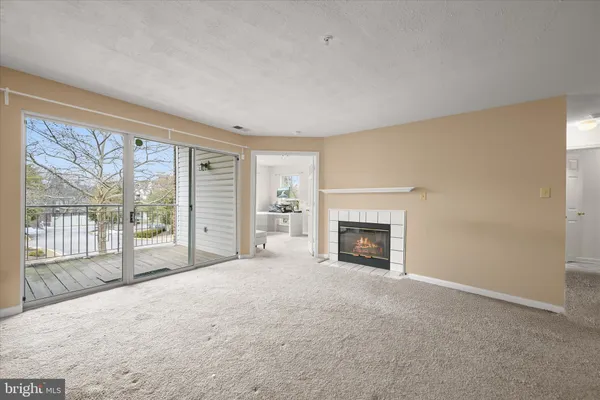 $260,000 | 3553 Floating Leaf Lane, Unit D201, Laurel, MD 20724