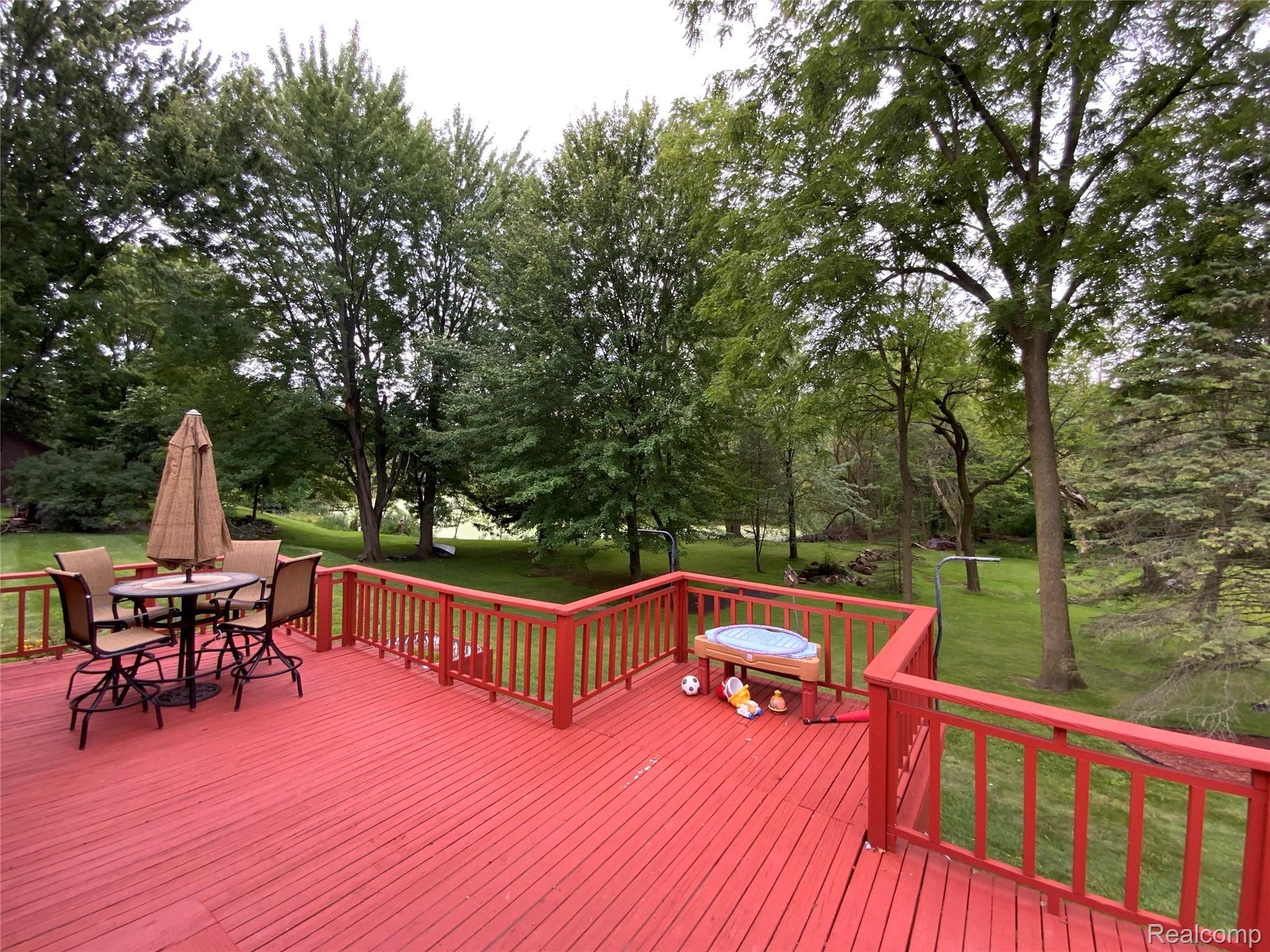 194 Riverside Drive Mount Clemens, MI 48043 - Photo 15 of 38 Photo Aug 16, 9 27 33 AM.jpg