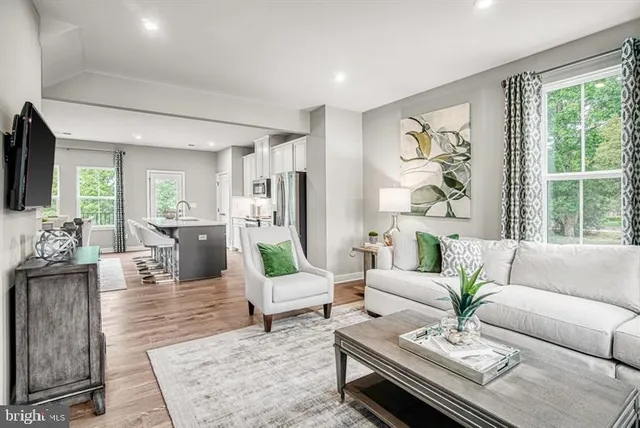 $494,990 | 19756 Canopy Loop, Unit 328D, Montgomery Village, MD 20886