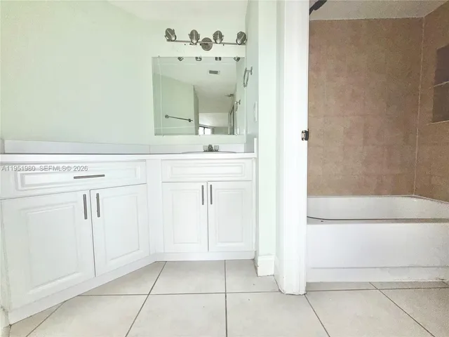 $2,050 | 8205 Southwest 152nd Avenue, Unit F310, Miami, FL 33193