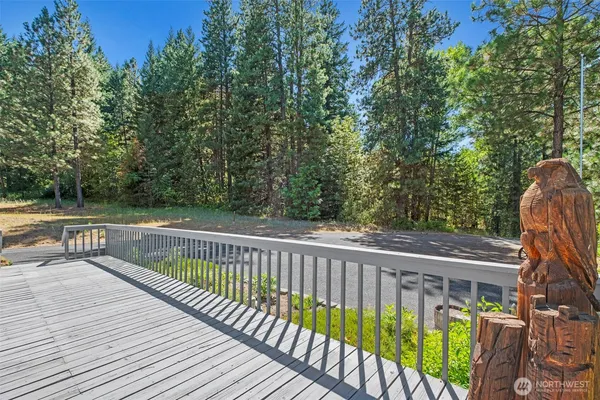 a view of room with air conditioner and window