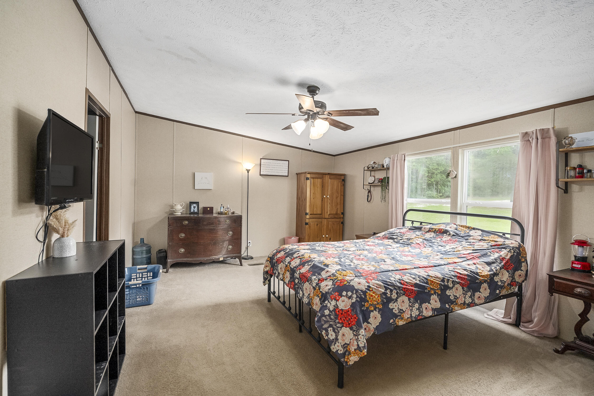 5220 Festival Trail Road Salley, SC 29137 - Photo 18 of 46 ©MeghannPadgett_5220FestivalTrailRd-20