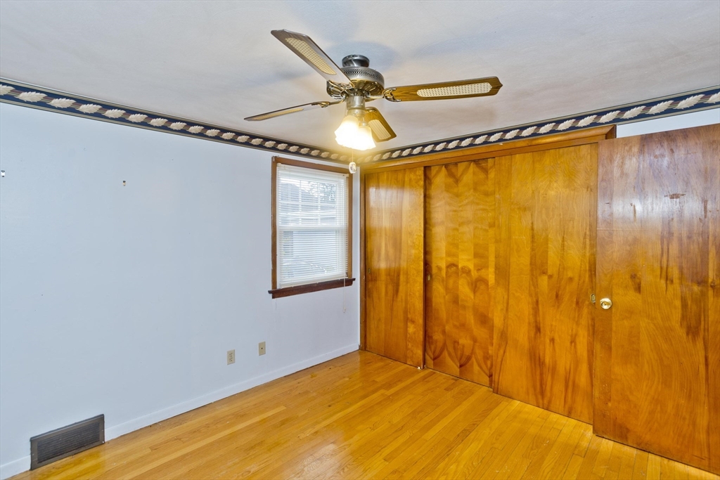 185 East Street Springfield, MA 01104 - Photo 12 of 25