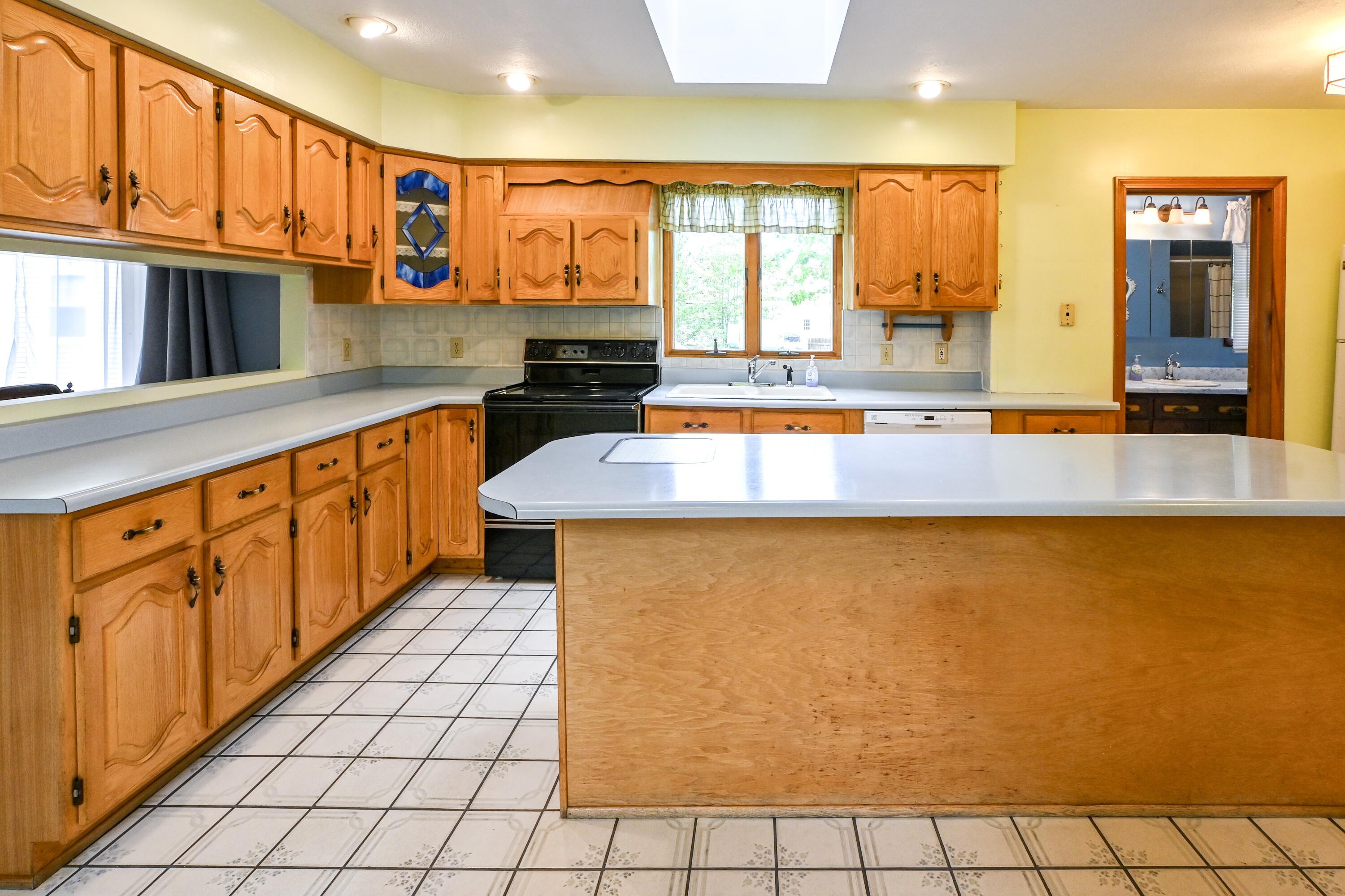 3 Garfield Street Saco, ME 04072 - Photo 12 of 53 Kitchen
