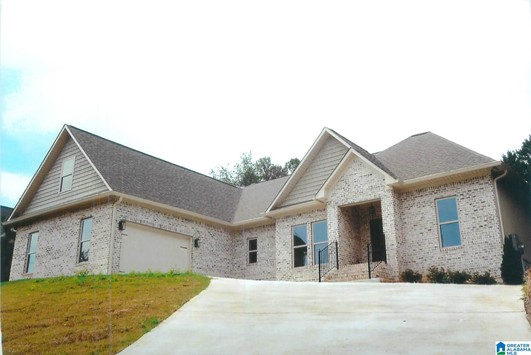90 Highland View Drive Riverside, AL 35135 - Photo 2 of 22