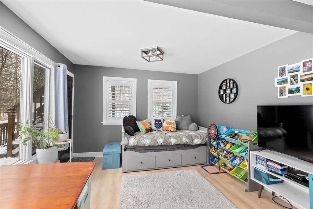 33 Dover Road Dover, MA 02030 - Photo 31 of 41