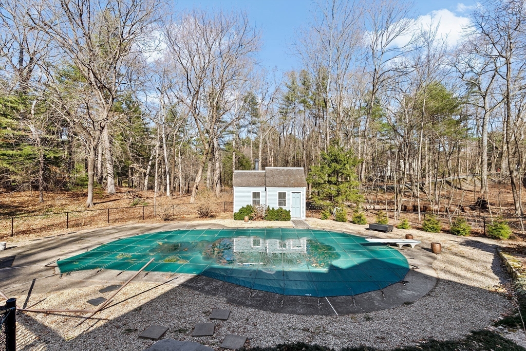 33 Dover Road Dover, MA 02030 - Photo 36 of 41