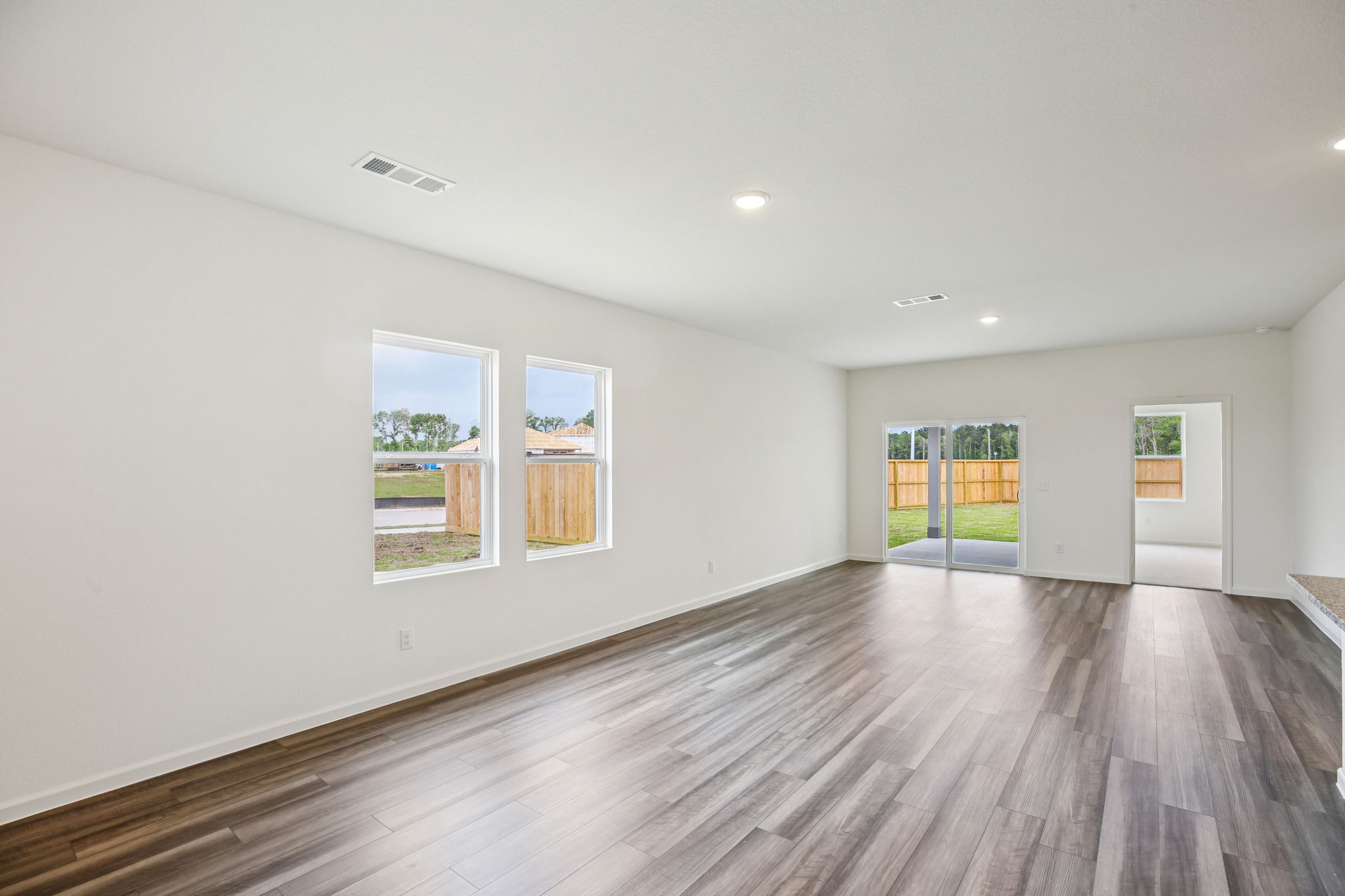 17504 Ronocco Road Pflugerville, TX 78660 - Photo 6 of 12 Gallery Image 6